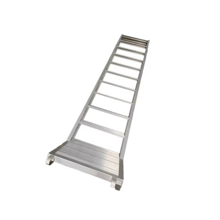 Escaleras de 2m para andamios y ringlock.jpg